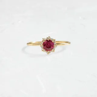 Understated Luxury: Lily Arkwright Champagne Sapphires